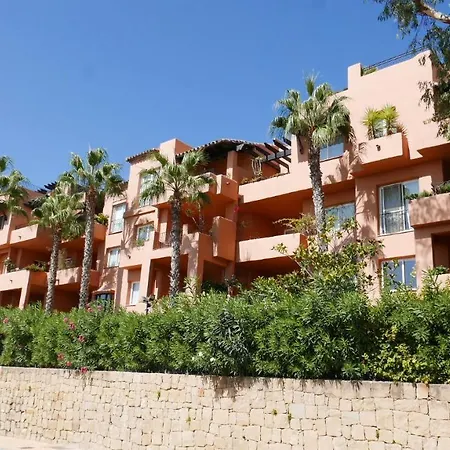 Beautiful Penthouse On Golden Mile, Near Apartment *